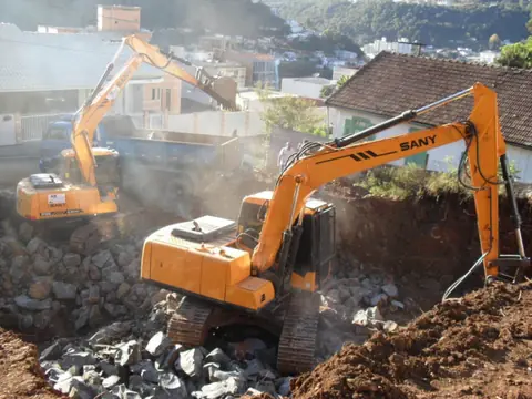 Escavação de terreno em Santa Bárbara d’Oeste - foto 4