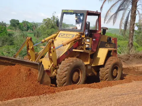 Limpeza de terreno em Santa Bárbara d’Oeste - foto 7